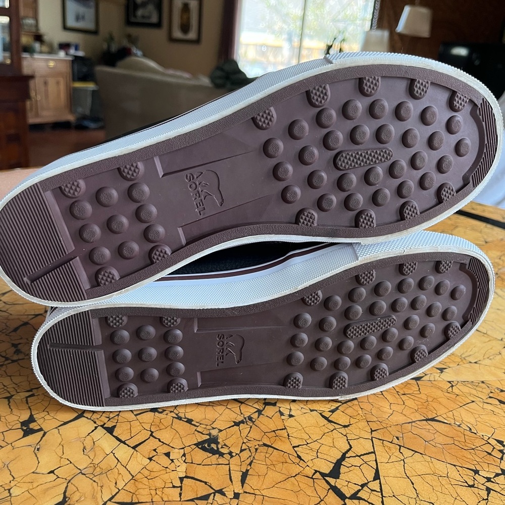 Sorel Men's Black Slip-On Shoes - Picture 6 of 10